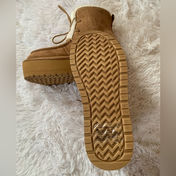 Madden Girl EARNESST Lace-Up Boot - Picture 5 of 11